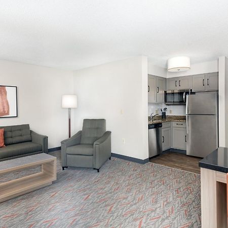 Candlewood Suites Eagan - Mall Of America Area By Ihg Екстериор снимка