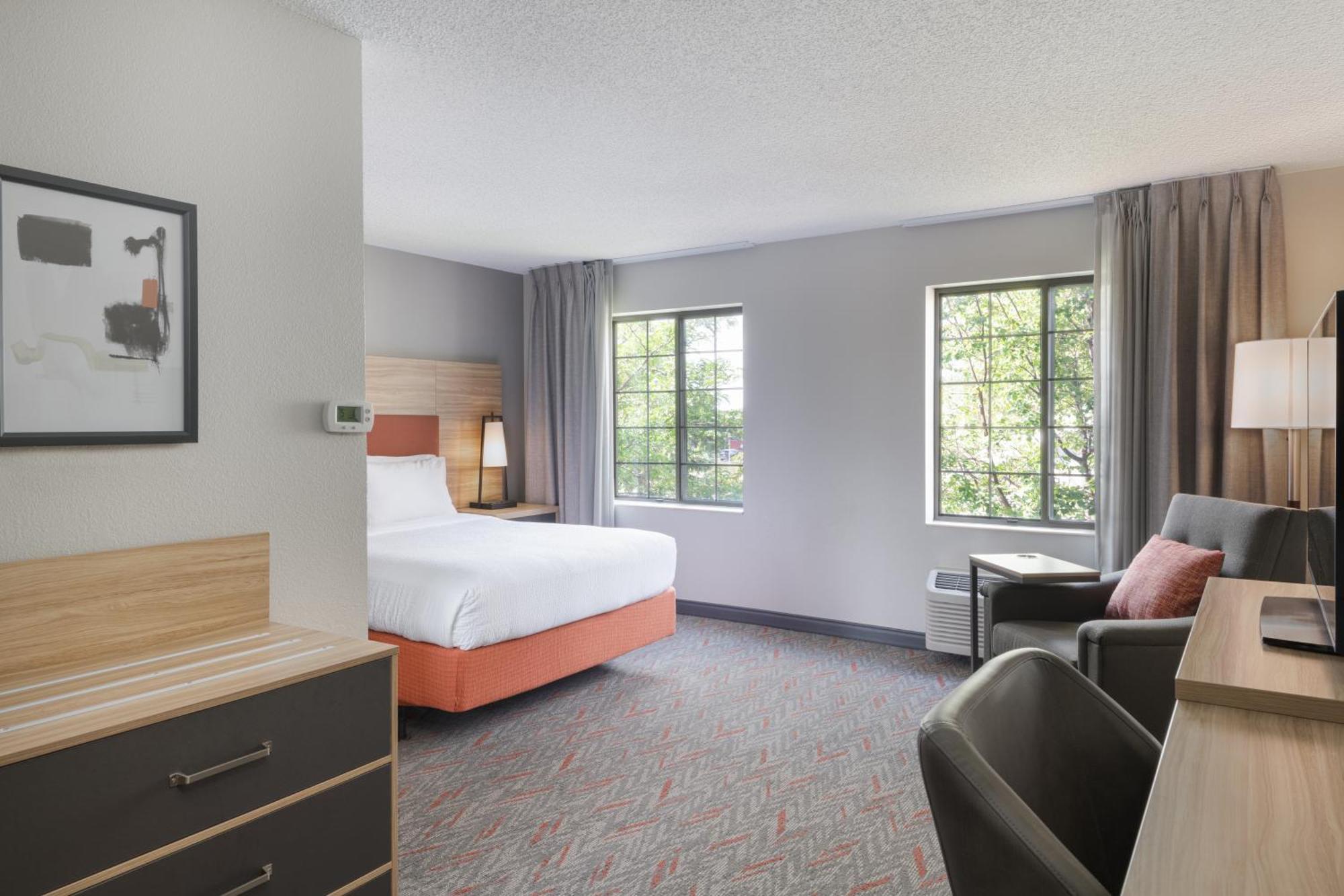 Candlewood Suites Eagan - Mall Of America Area By Ihg Екстериор снимка