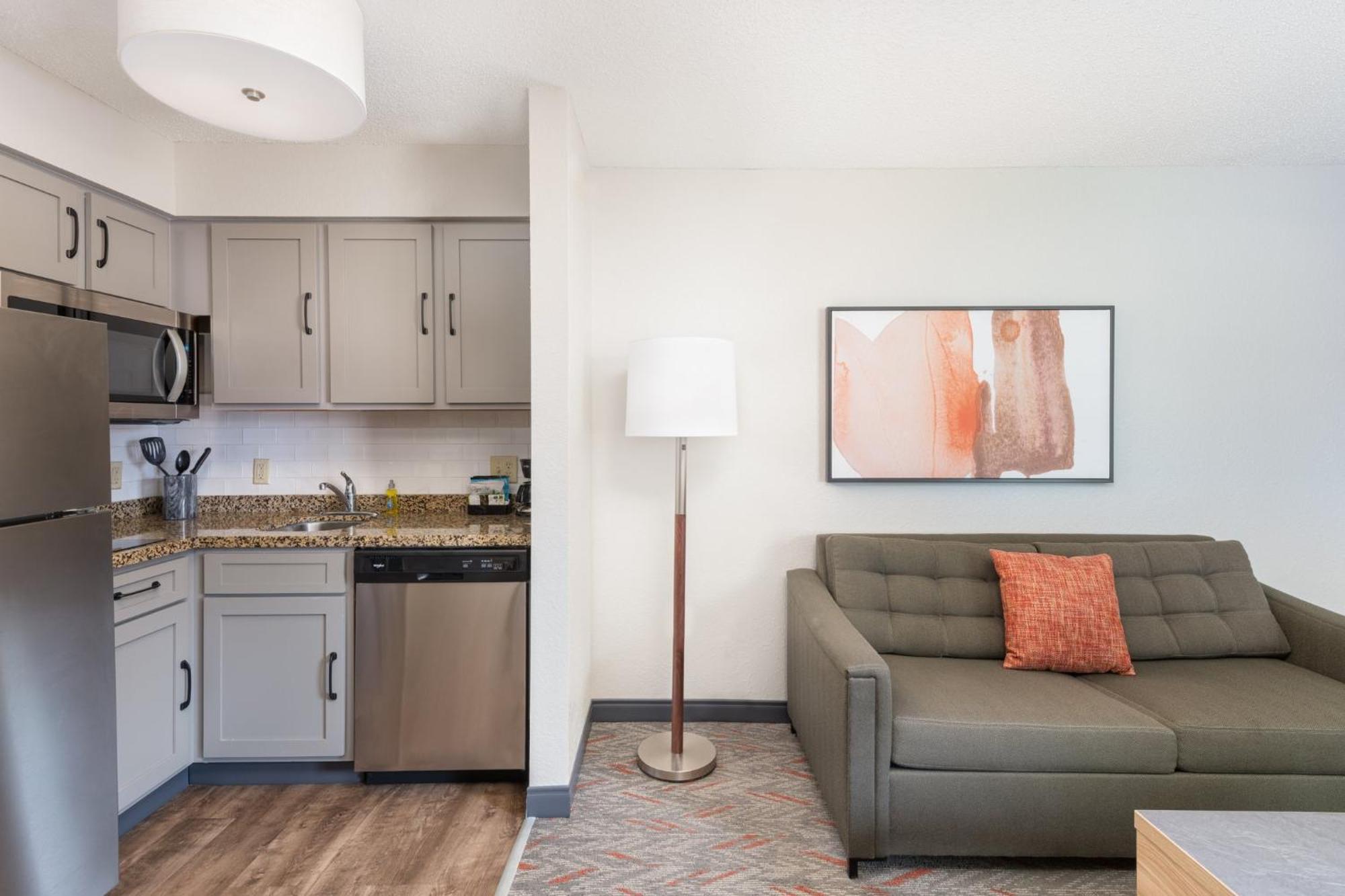 Candlewood Suites Eagan - Mall Of America Area By Ihg Екстериор снимка