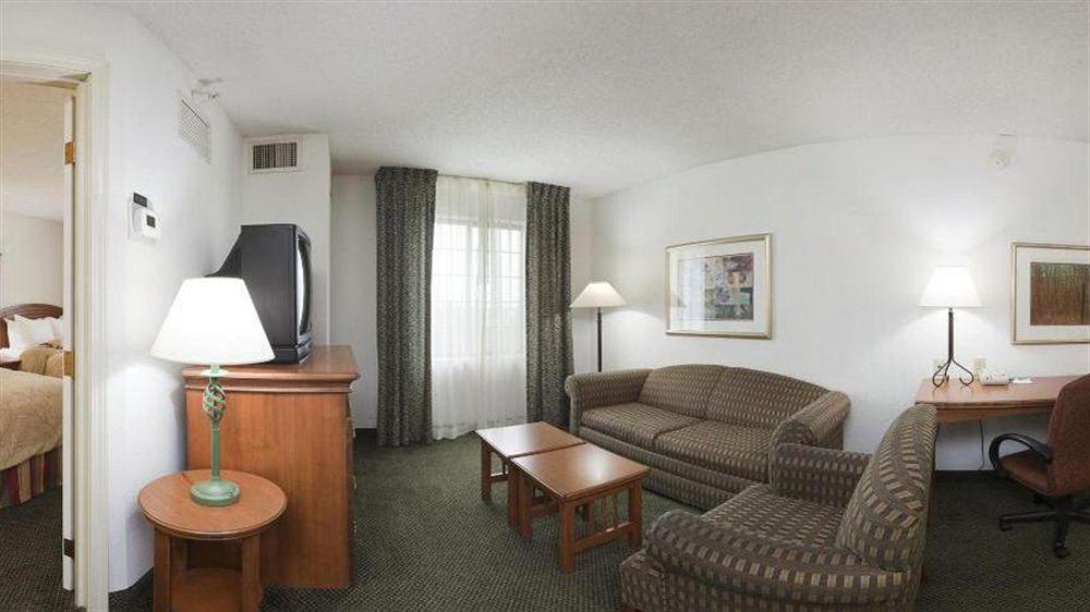 Candlewood Suites Eagan - Mall Of America Area By Ihg Екстериор снимка