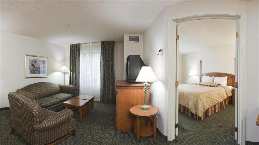 Candlewood Suites Eagan - Mall Of America Area By Ihg Екстериор снимка